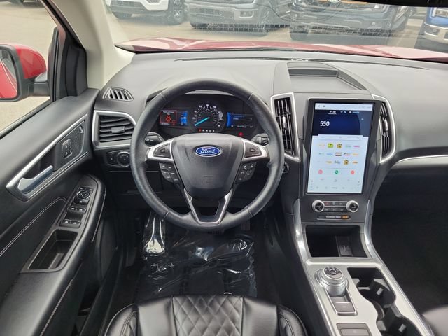 Certified 2024 Ford Edge Titanium AWD/4WD image 11