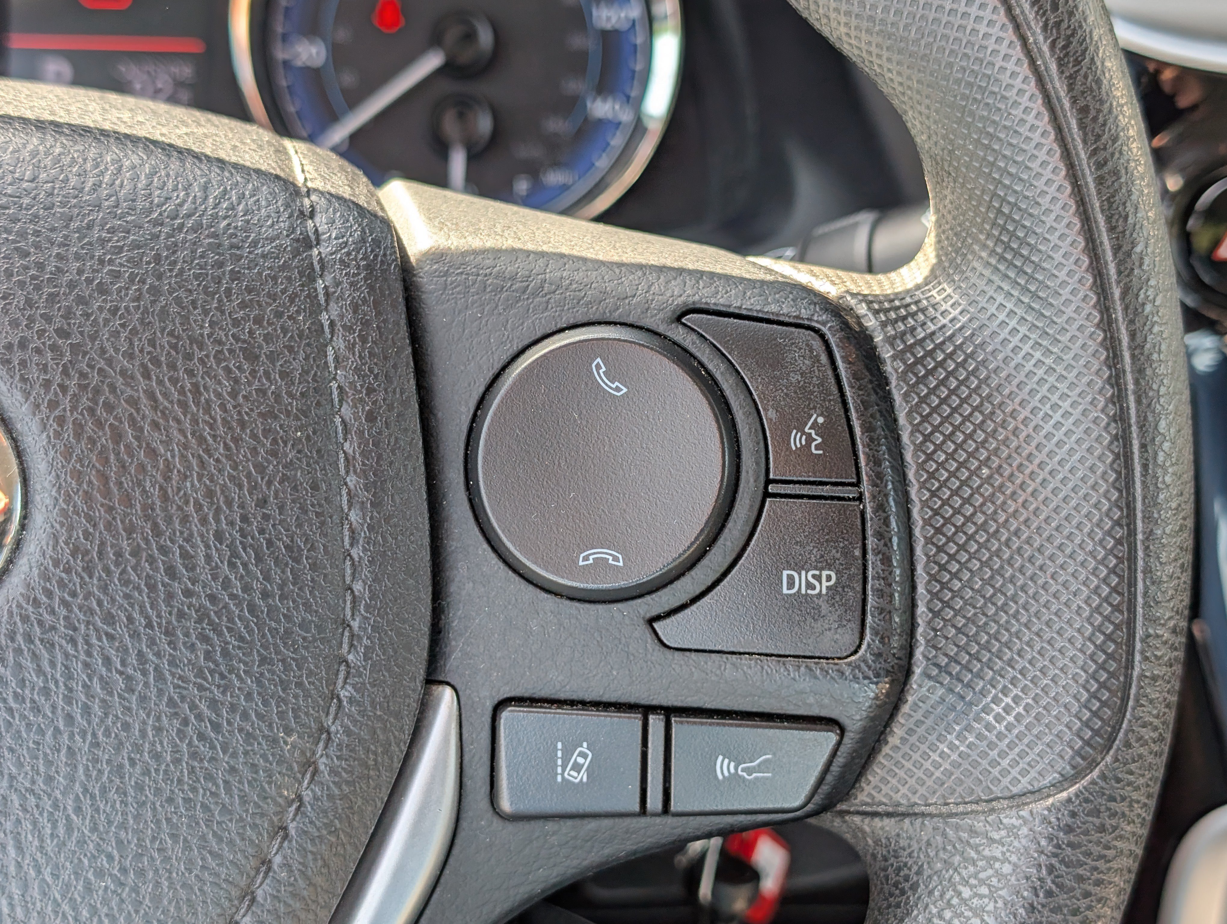 Used 2019 Toyota Corolla LE w/ Carpet Mat Package (TMS) FWD image 22
