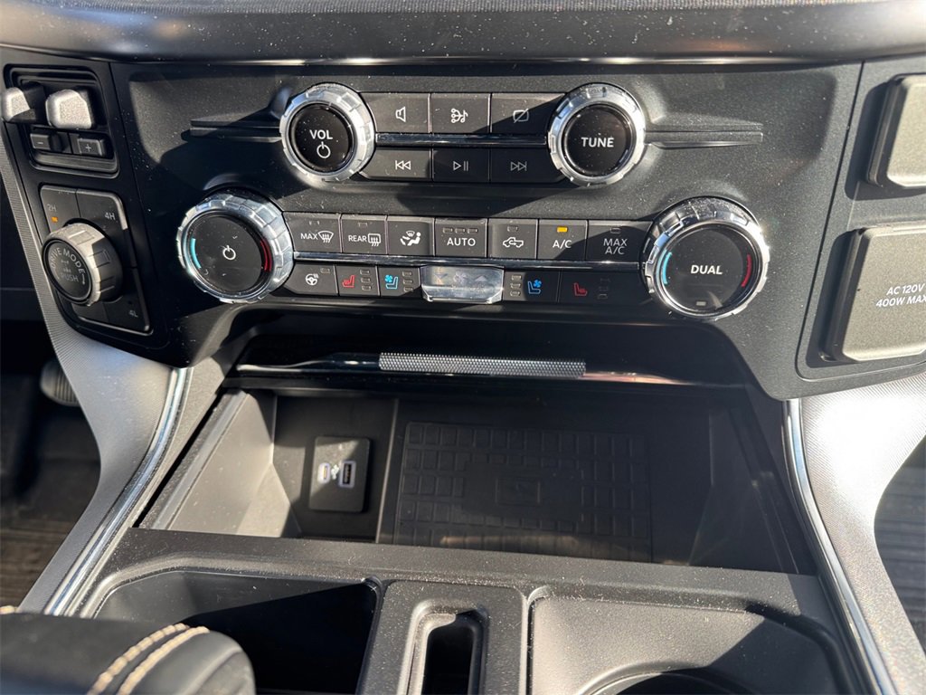 Certified 2022 Ford F150 Platinum w/ Equipment Group 701A High image 17