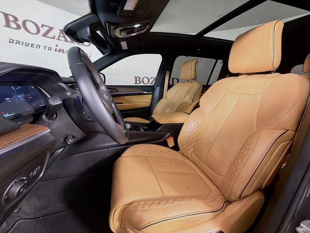 Used 2022 Jeep Grand Cherokee L Summit w/ Luxury Tech Group V AWD/4WD image 26