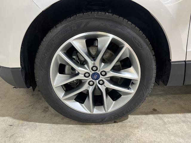 Certified 2018 Ford Edge Titanium w/ Equipment Group 301A image 16
