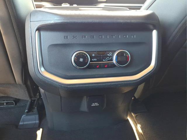 Certified 2025 Ford Expedition Platinum w/ Driver's Package AWD/4WD image 18