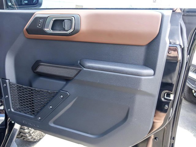 Certified 2024 Ford Bronco Outer Banks w/ Sasquatch Package AWD/4WD image 29