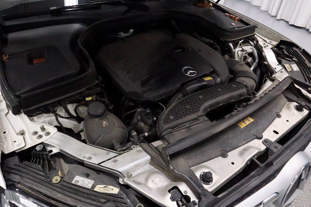 Used 2022 Mercedes-Benz GLC 300 4MATIC image 17