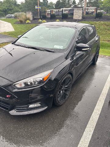 Certified 2018 Ford Focus ST w/ Equipment Group 402A FWD image 1