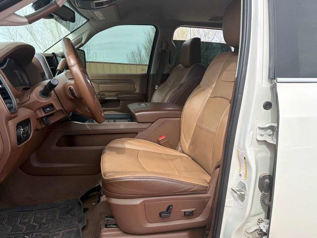 Used 2024 RAM 3500 Limited image 11