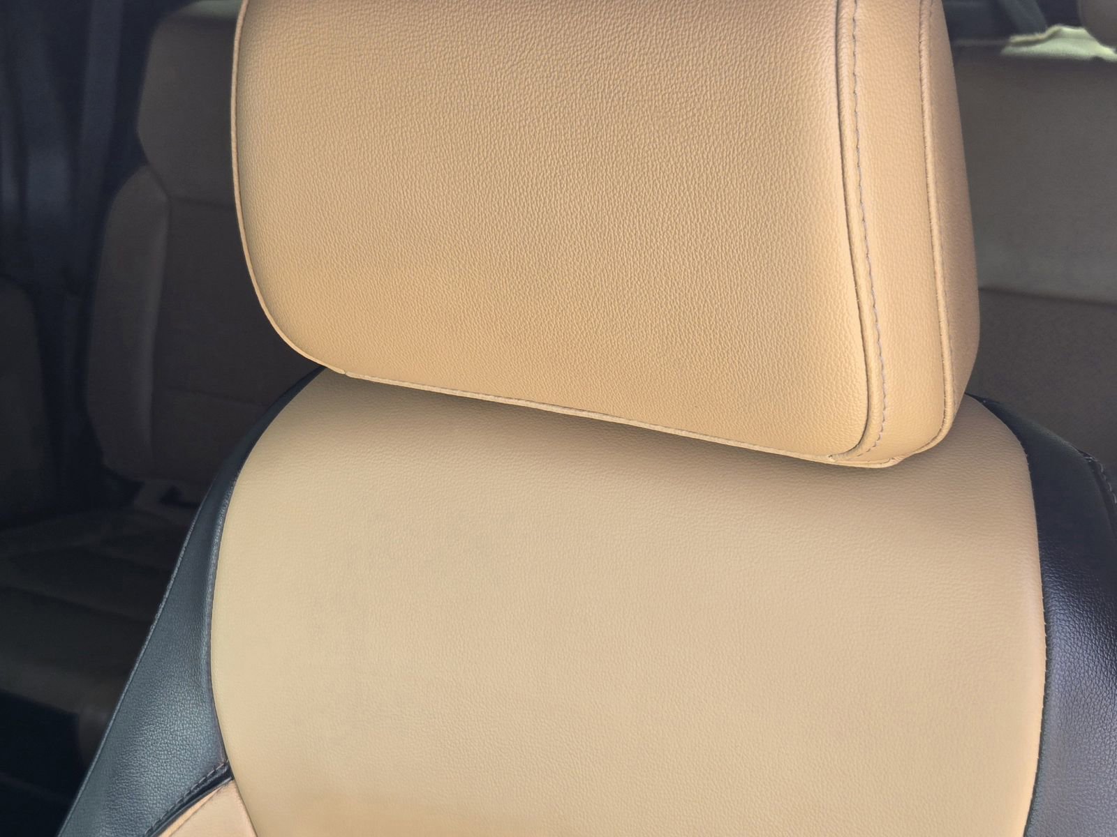 Certified 2023 Ford F350 Lariat w/ Chrome Package image 16