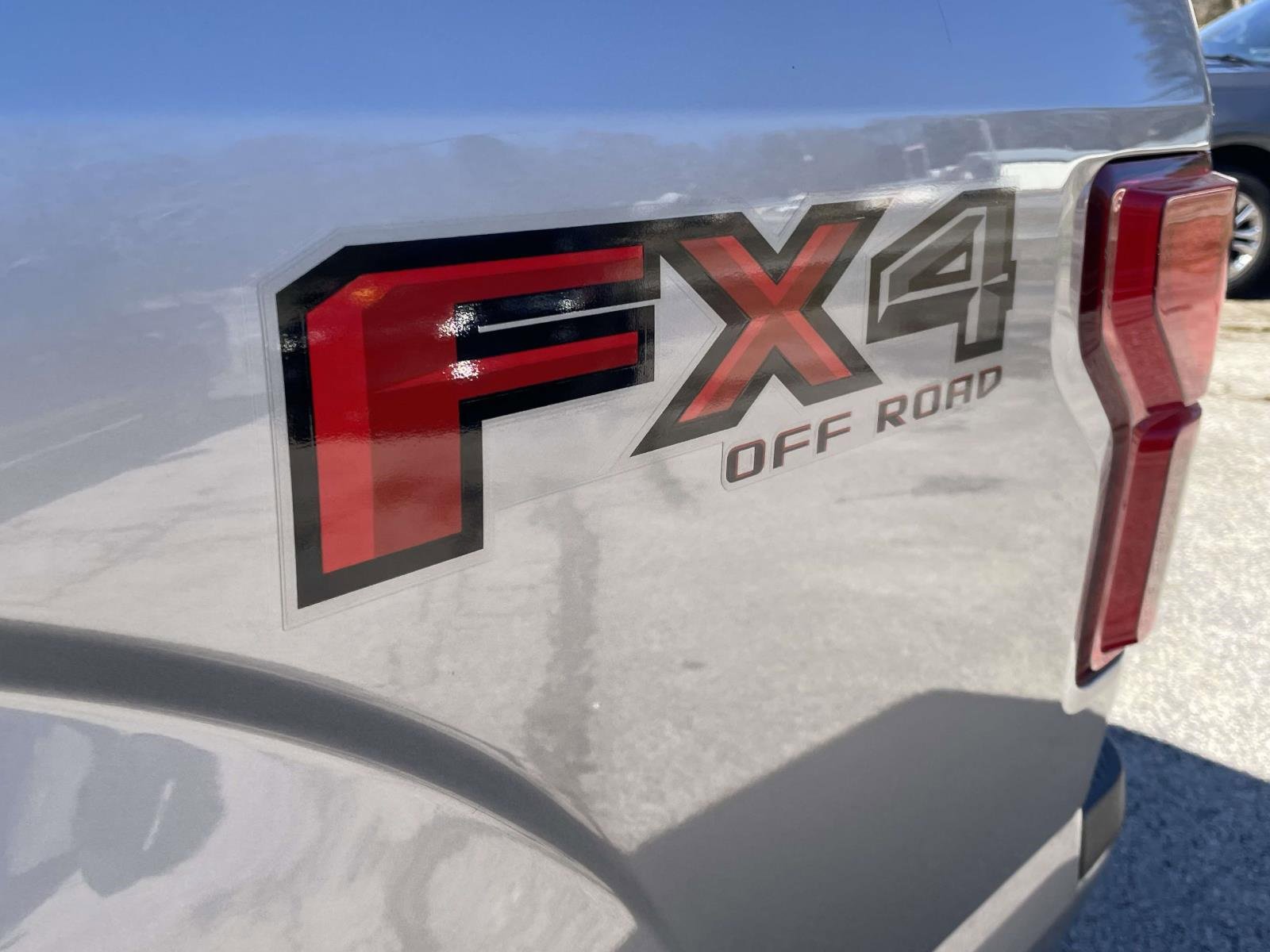 Certified 2020 Ford F150 Platinum w/ Equipment Group 701A Luxury image 10