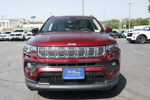 Used 2022 Jeep Compass Latitude FWD image 8