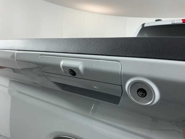 Certified 2025 Ford F350 Lariat w/ Black Appearance Package image 10