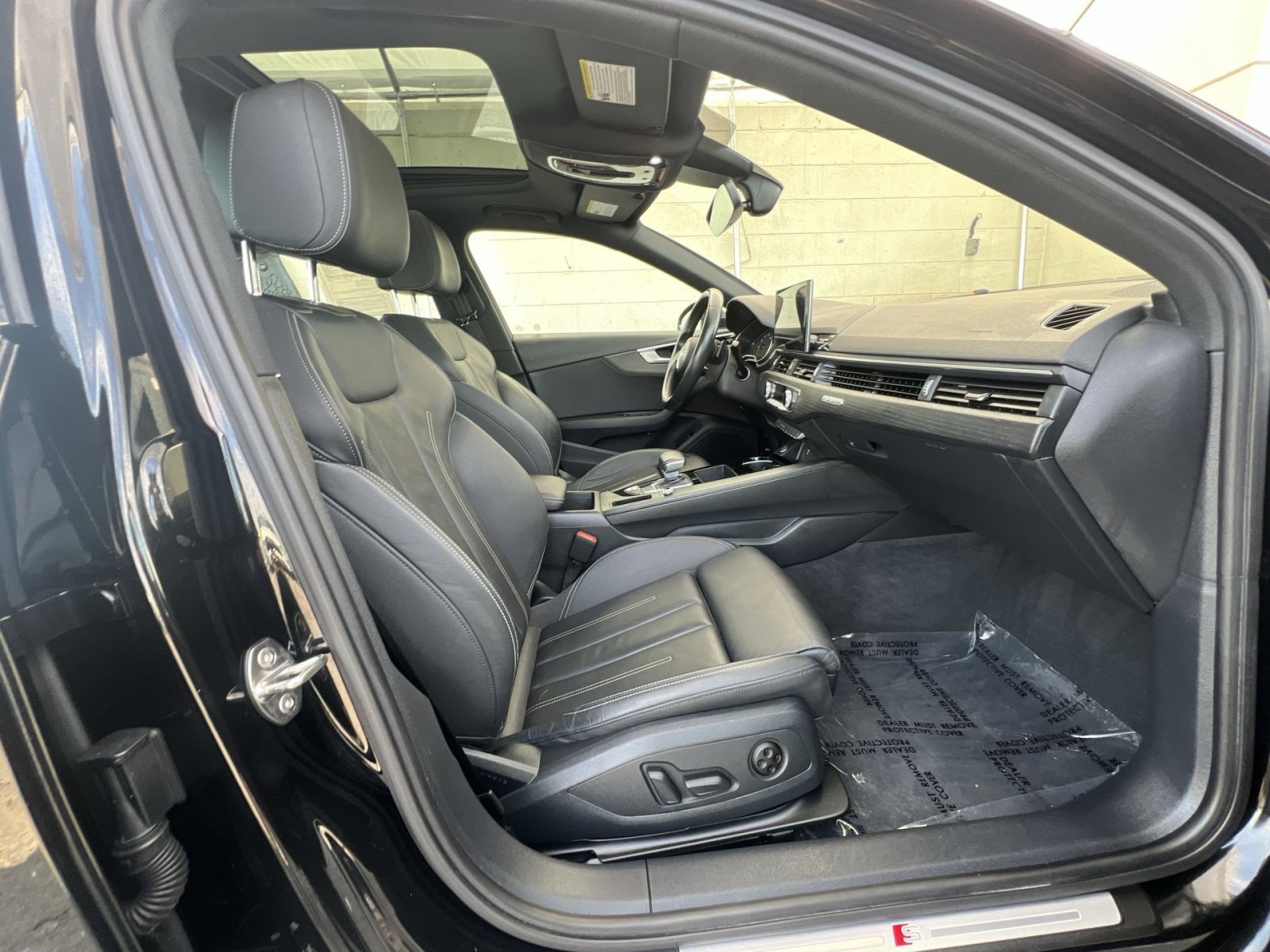 Used 2020 Audi A4 2.0T Premium w/ Convenience Package AWD/4WD image 35