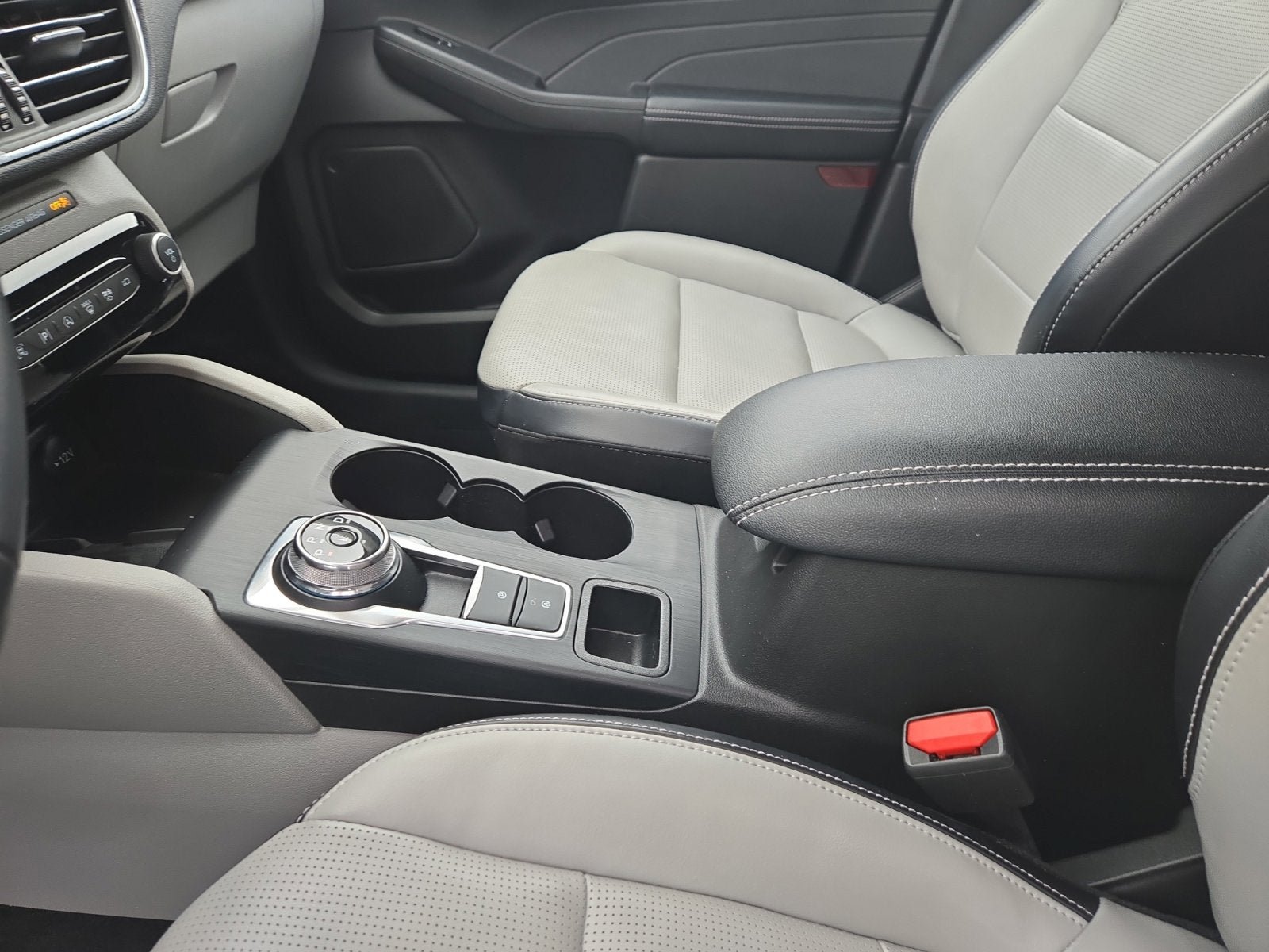 Certified 2023 Ford Escape Platinum AWD/4WD image 20