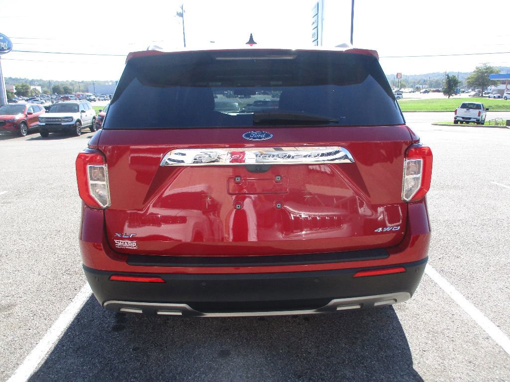 Certified 2021 Ford Explorer XLT w/ Equipment Group 202A image 22