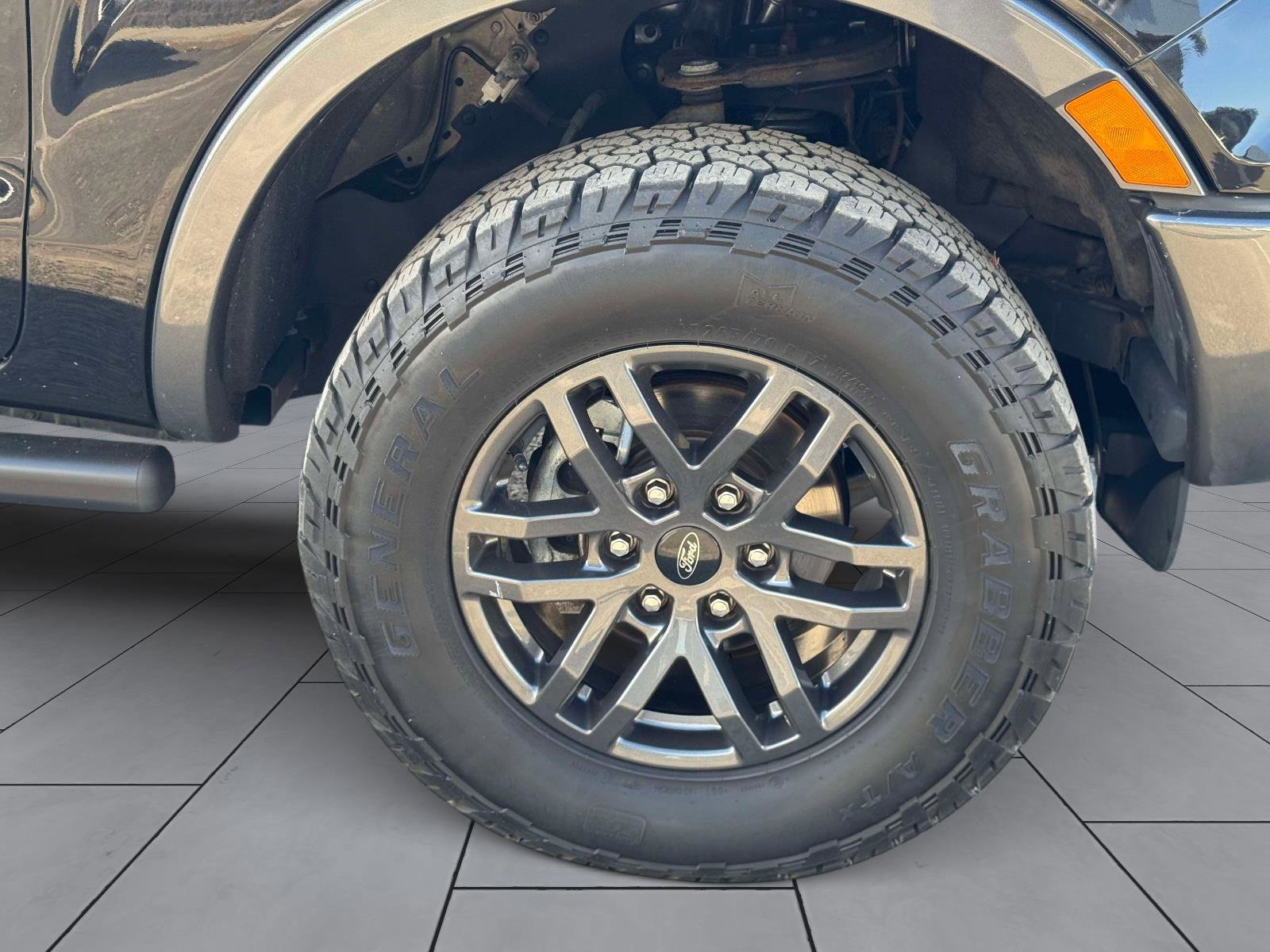 Certified 2023 Ford Ranger Lariat w/ Tremor Off-Road Package AWD/4WD image 10