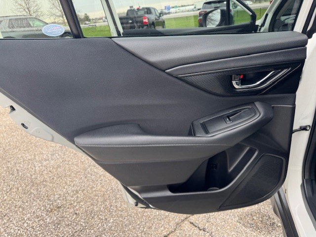 Used 2025 Subaru Outback Premium image 24