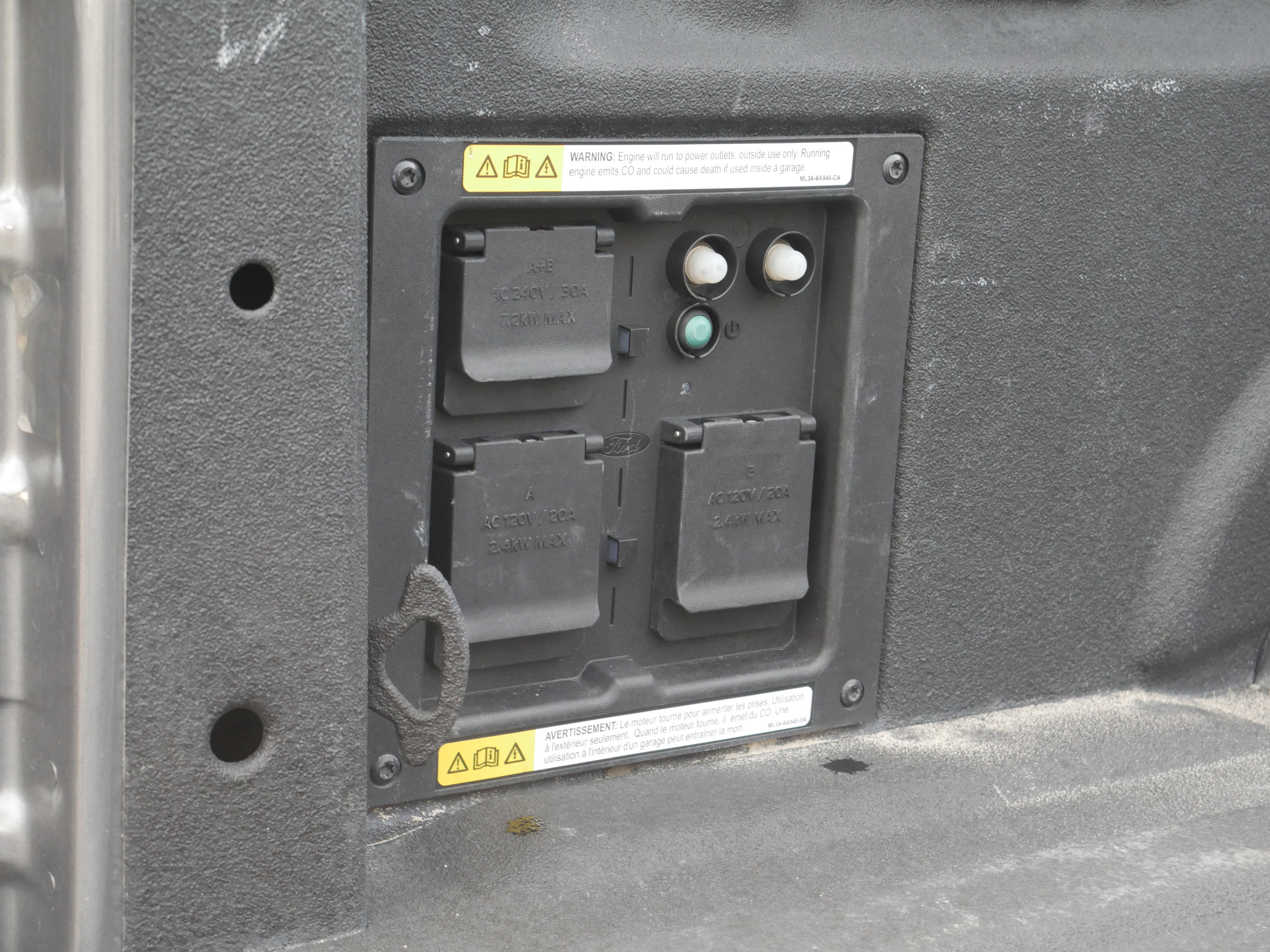 Certified 2023 Ford F150 Lariat w/ Equipment Group 502A High image 31