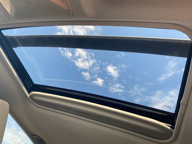 Used 2019 Toyota RAV4 XLE w/ Convenience Package AWD/4WD image 23
