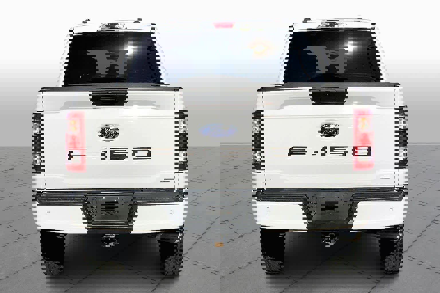 Certified 2022 Ford F150 XL w/ STX Appearance Package image 4