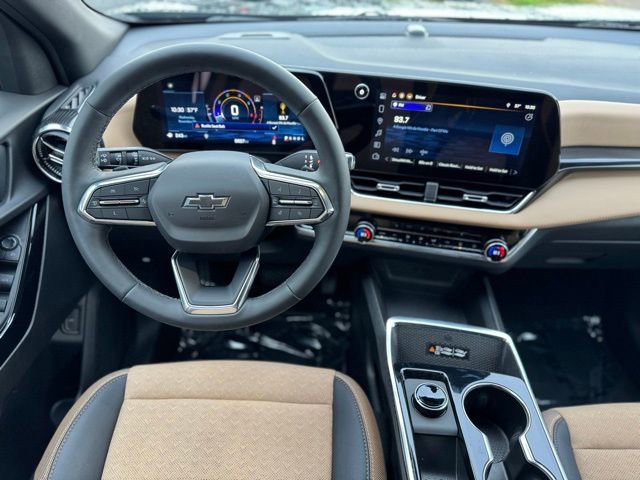 Used 2025 Chevrolet Equinox ACTIV image 19