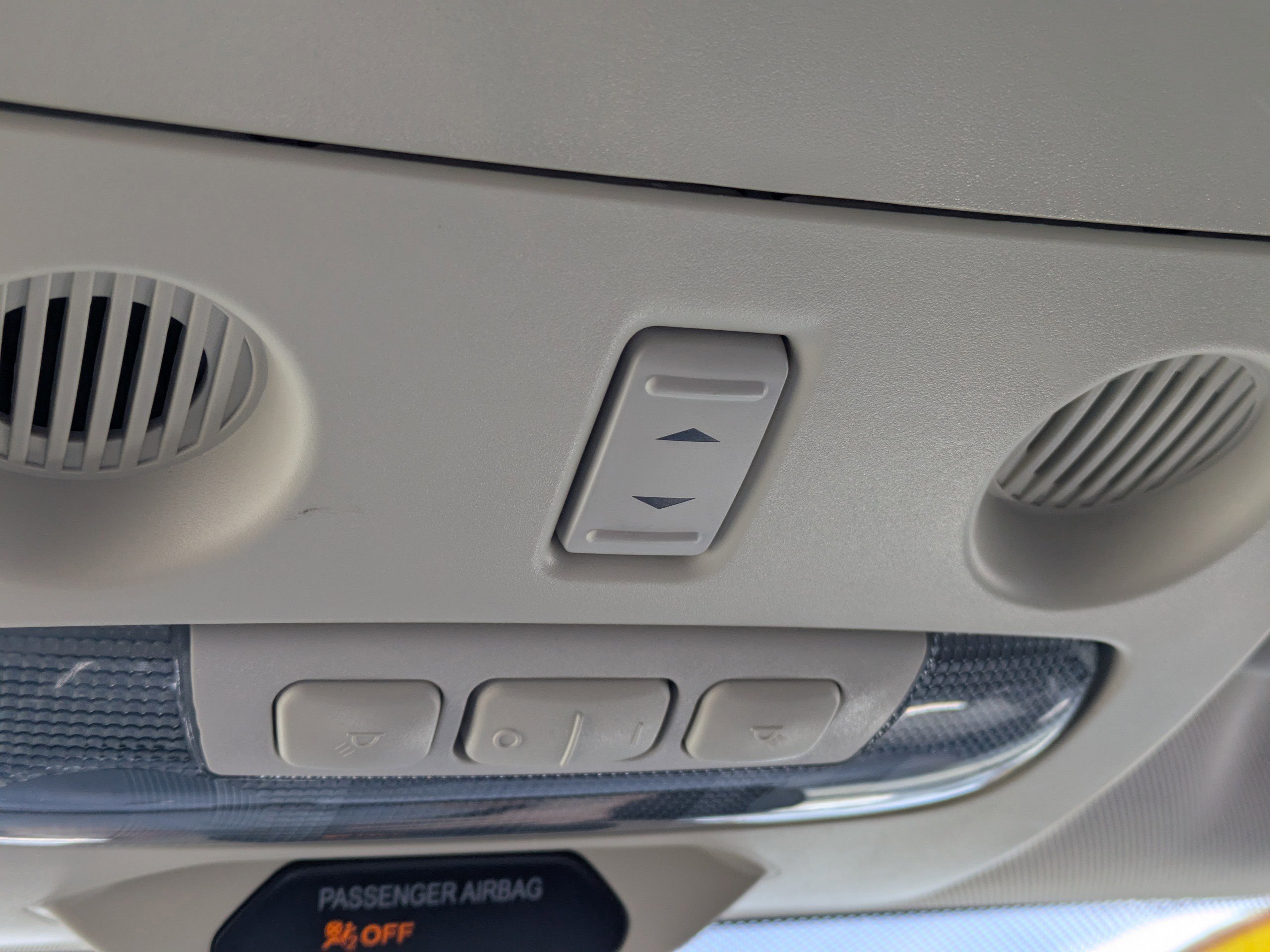 Certified 2019 Ford EcoSport SE w/ SE Convenience Package image 25