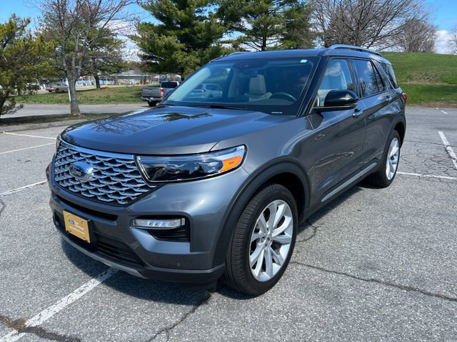 Certified 2023 Ford Explorer Platinum w/ Technology Package image 2