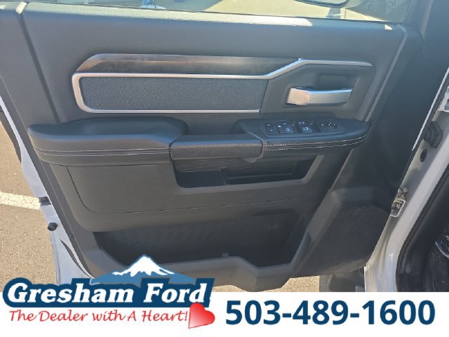 Used 2021 RAM 2500 Big Horn w/ Night Edition AWD/4WD image 18