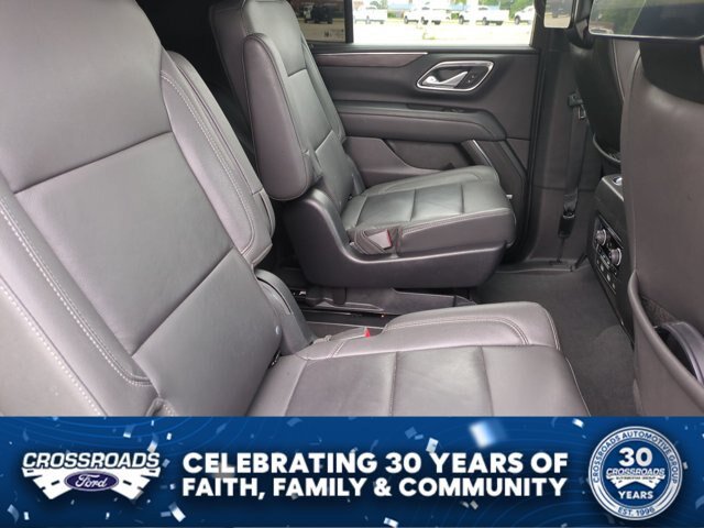 Used 2023 Chevrolet Tahoe Z71 w/ Luxury Package AWD/4WD image 36