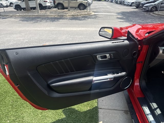 Certified 2018 Ford Mustang Premium RWD image 13