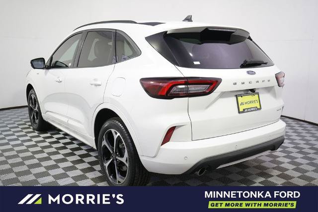 Certified 2023 Ford Escape ST-Line Select w/ Tech Pack #2 AWD/4WD image 4