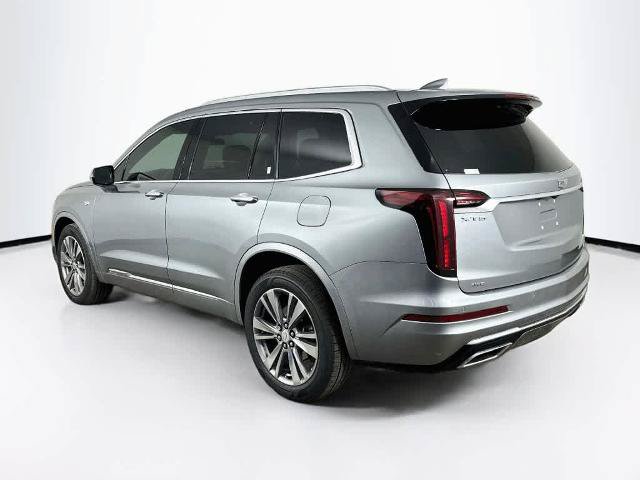 Used 2024 Cadillac XT6 Premium Luxury AWD/4WD image 4