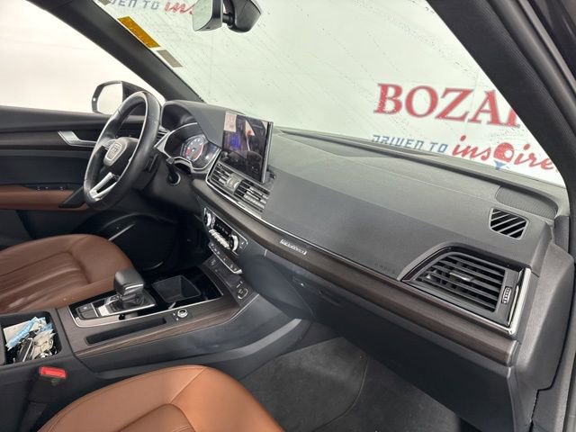 Used 2022 Audi Q5 2.0T Premium image 17