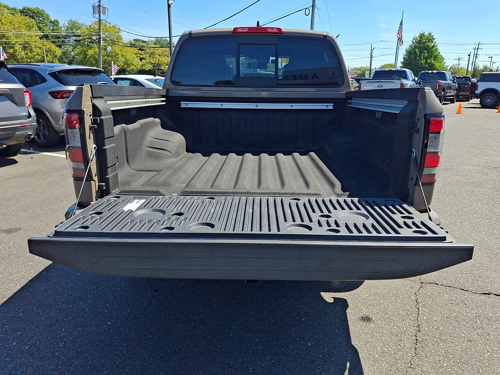 Used 2022 Nissan Frontier PRO-4X w/ Pro-4X Premium Package AWD/4WD image 30