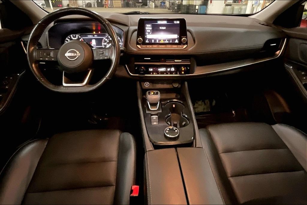 Used 2023 Nissan Rogue SV w/ SV Premium B Package AWD/4WD image 14