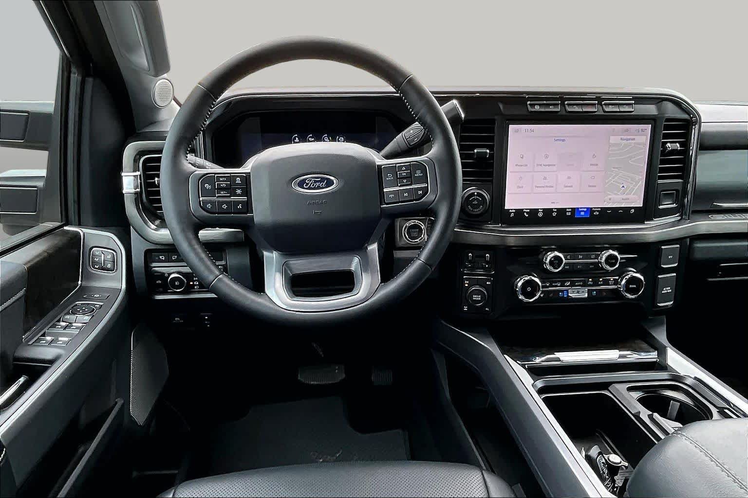 Certified 2024 Ford F250 Lariat w/ Lariat Ultimate Package AWD/4WD image 8