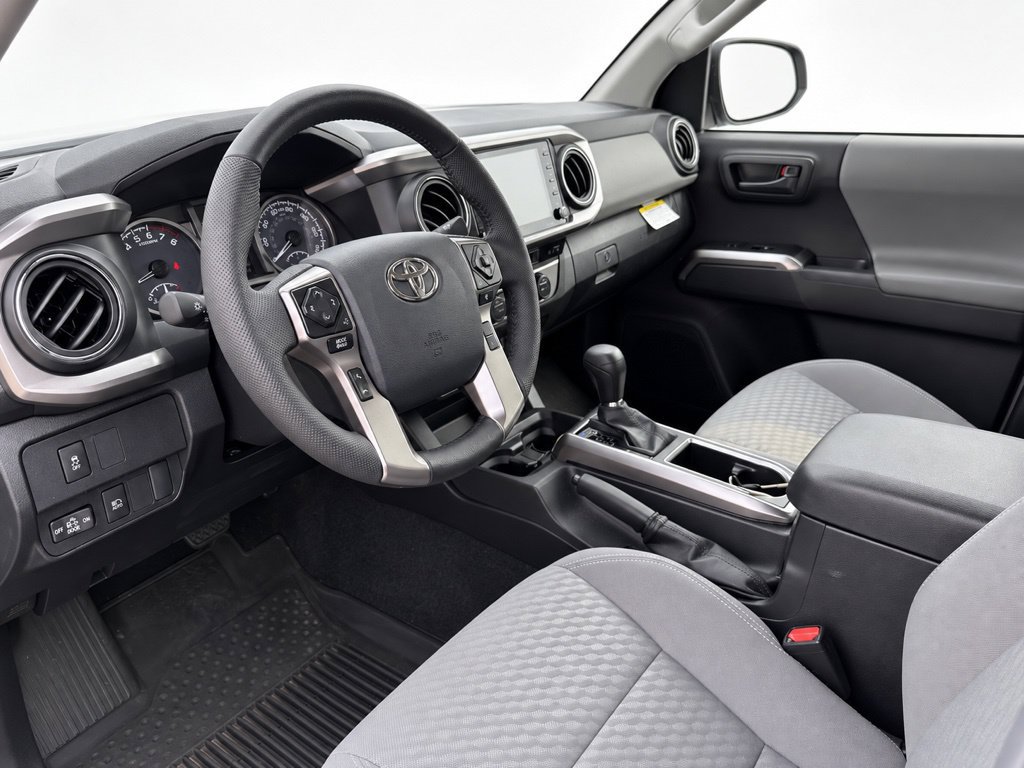 Used 2023 Toyota Tacoma SR5 AWD/4WD image 11