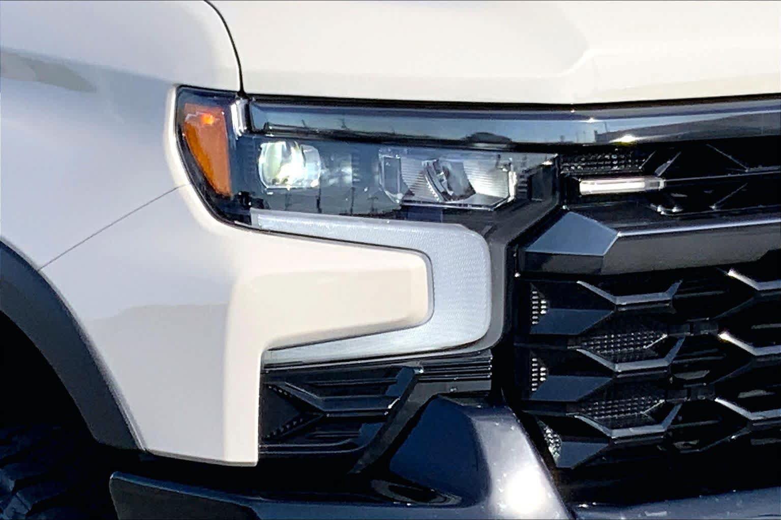 Used 2026 Chevrolet Silverado 1500 ZR2 w/ LPO, Dark Essentials Package AWD/4WD image 24