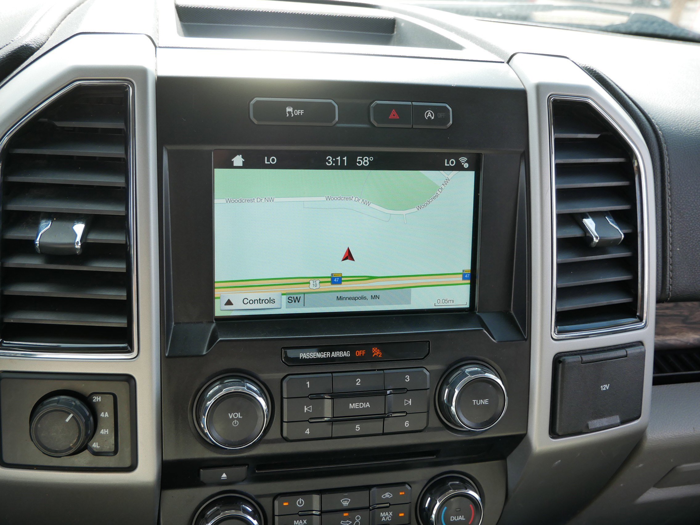 Certified 2018 Ford F150 Lariat AWD/4WD image 22