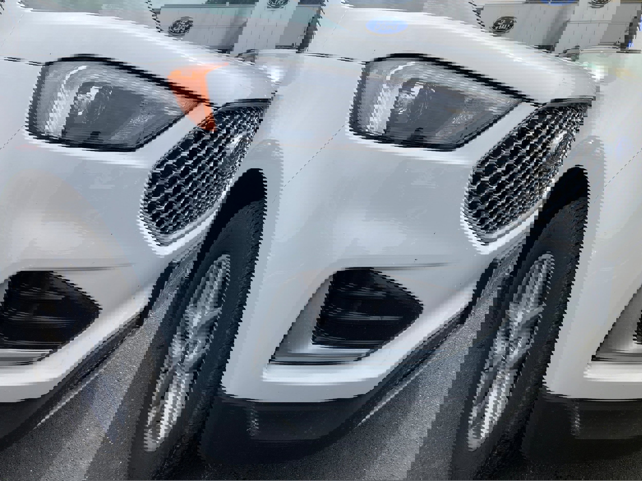 Certified 2024 Ford Edge SEL image 3