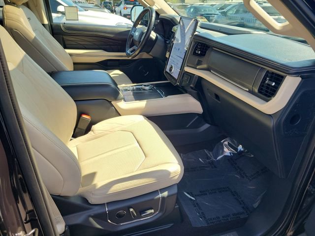 Certified 2023 Ford Expedition Platinum AWD/4WD image 20