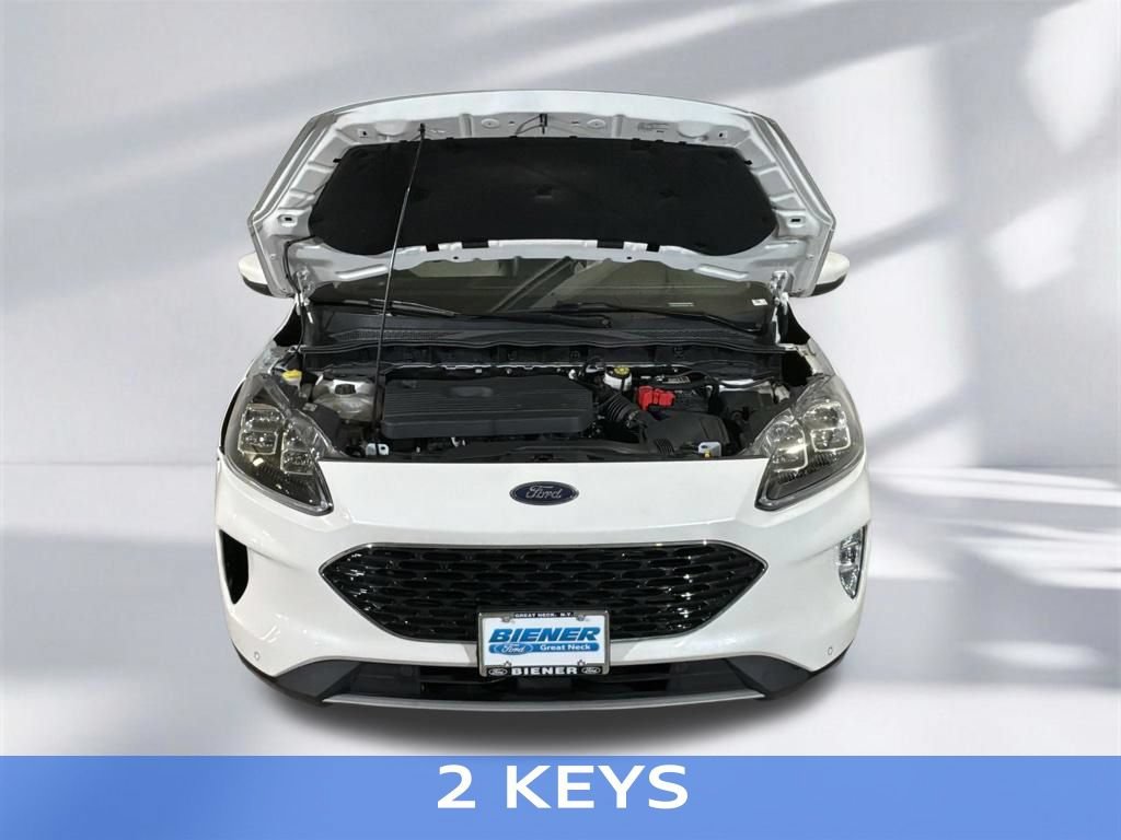 Certified 2020 Ford Escape Titanium AWD/4WD image 16