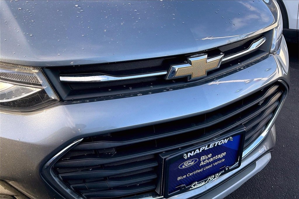 Used 2019 Chevrolet Trax LT w/ LT Convenience Package image 28