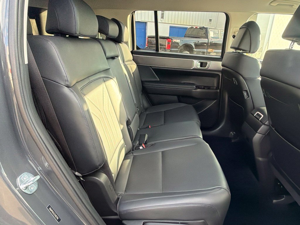 Used 2026 Hyundai Santa Fe SEL FWD image 46