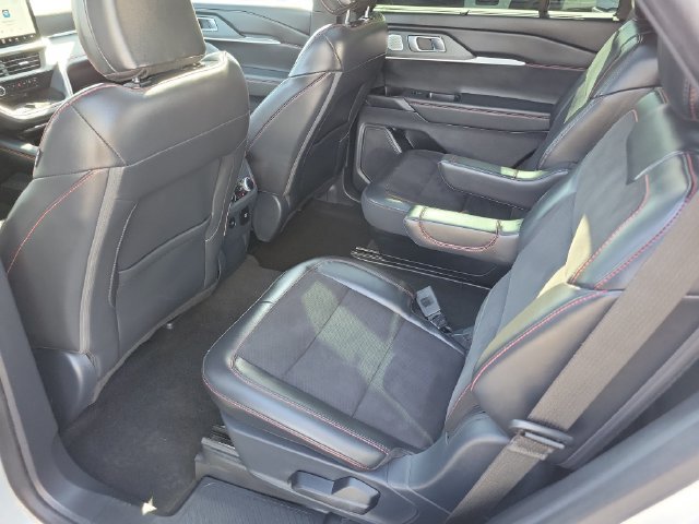 Certified 2025 Ford Explorer ST AWD/4WD image 22