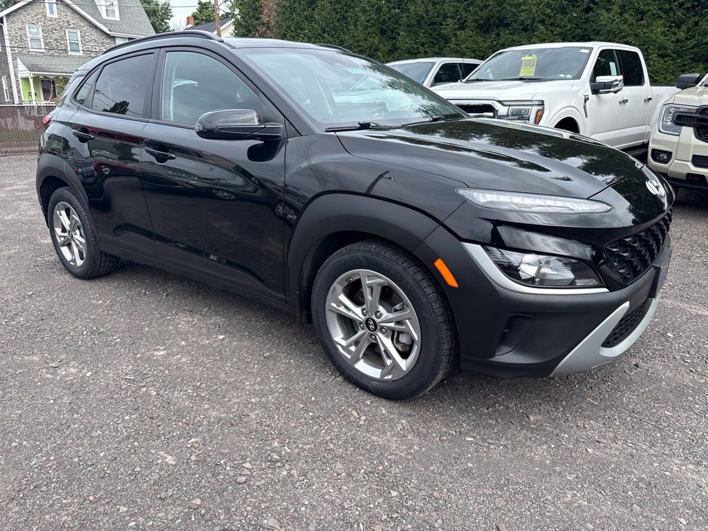 Used 2022 Hyundai Kona SEL w/ Convenience Package AWD/4WD image 3