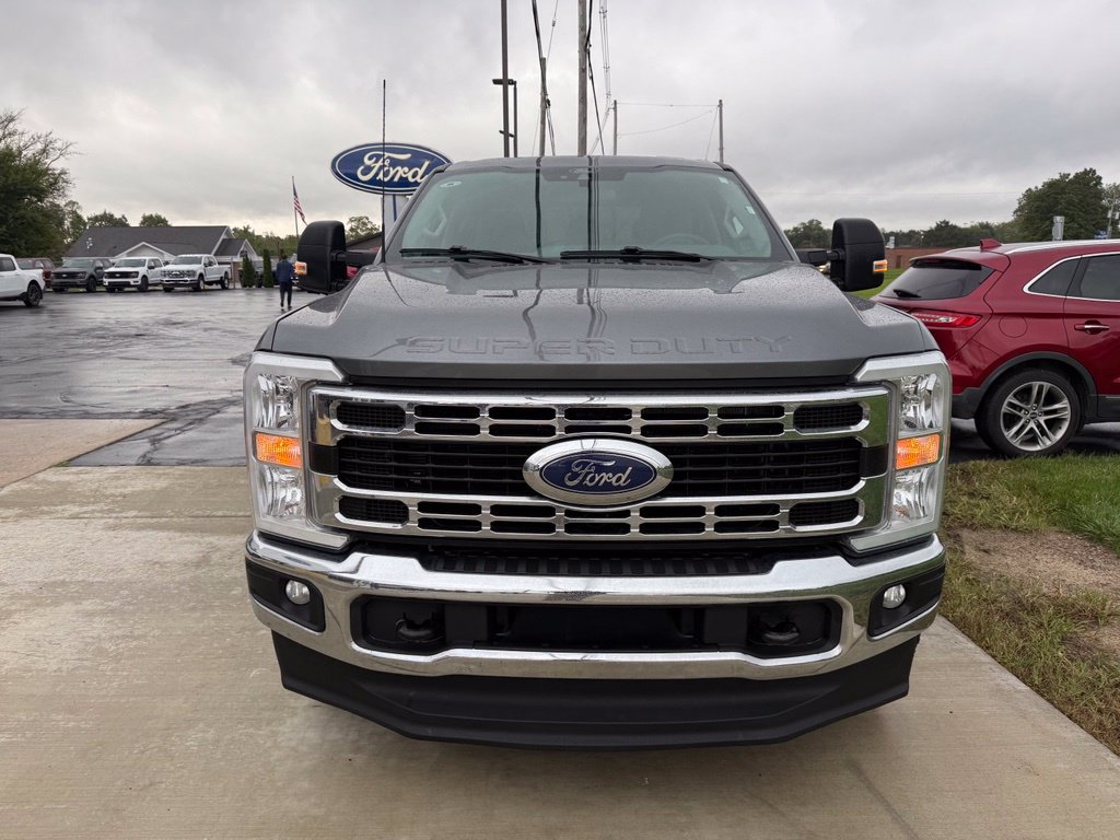 Certified 2025 Ford F250 XLT w/ FX4 Off-Road Package AWD/4WD image 7