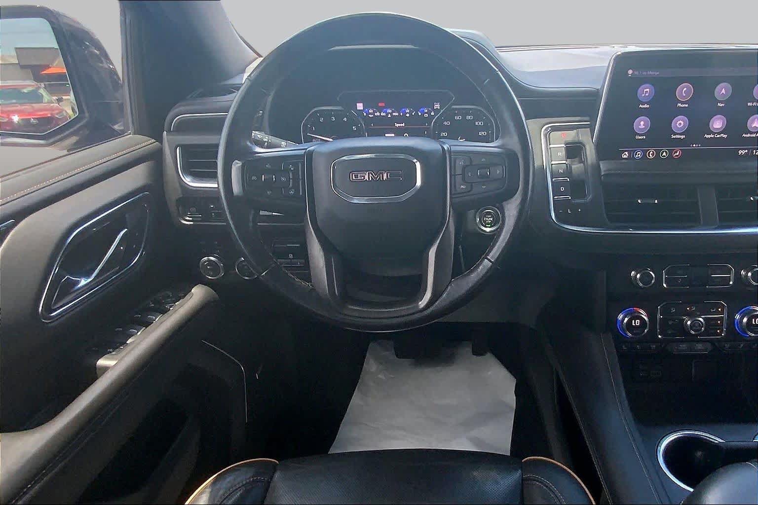 Used 2021 GMC Yukon XL AT4 w/ AT4 Premium Plus Package AWD/4WD image 6