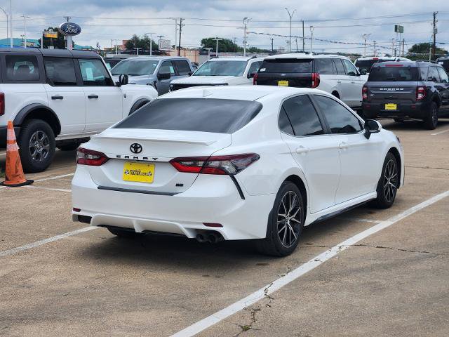 Used 2024 Toyota Camry SE FWD image 6
