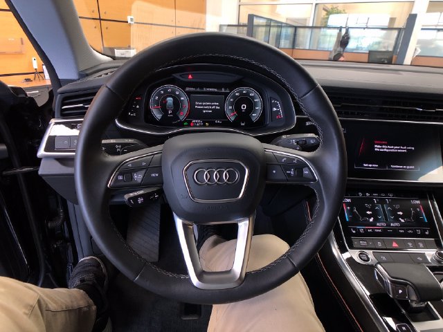 Used 2023 Audi Q8 Premium Plus AWD/4WD image 13