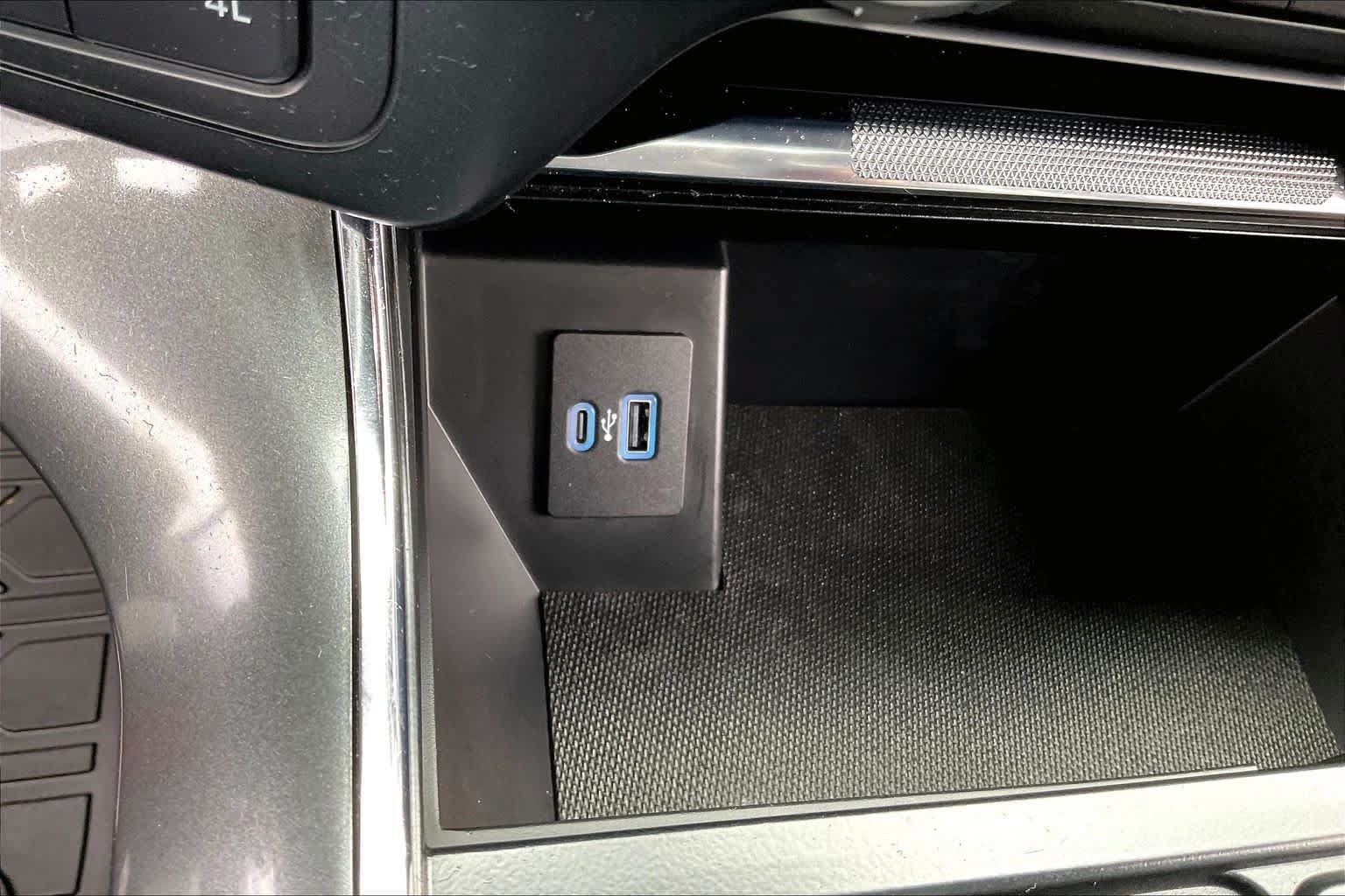 Certified 2023 Ford F150 Lariat AWD/4WD image 30
