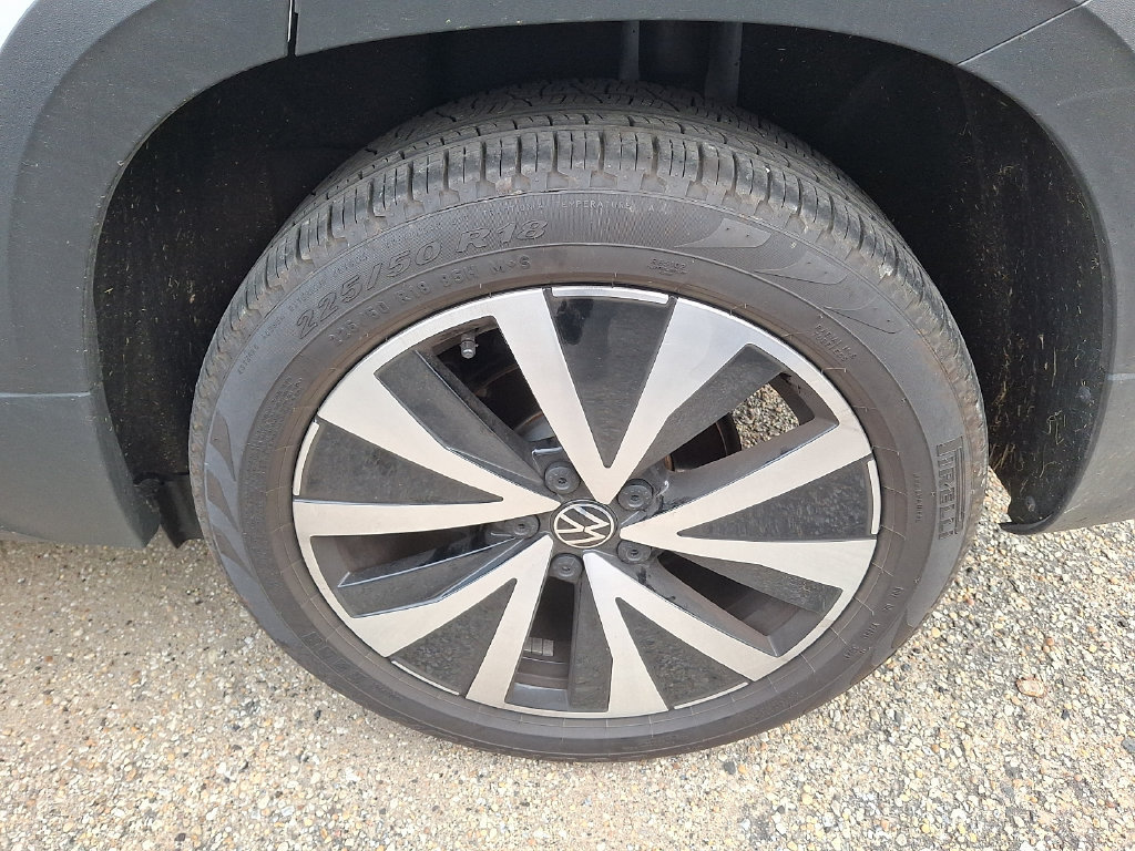 Used 2022 Volkswagen Taos SE AWD/4WD image 8